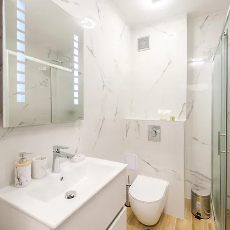 Comfort 1 Bedroom App * Plovdiv